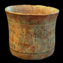 Vase maya  dcor de guerriers